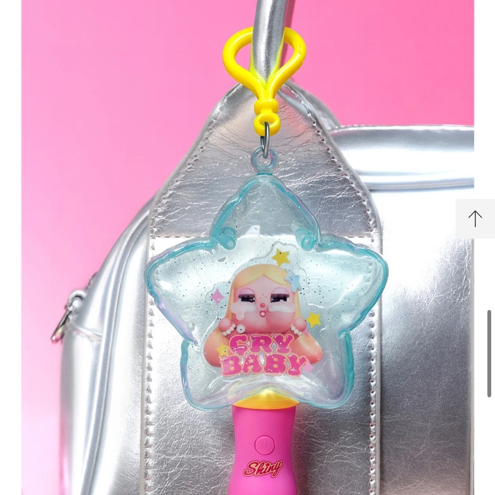 Cry baby shiny shiny luminous pendant - shiny singer